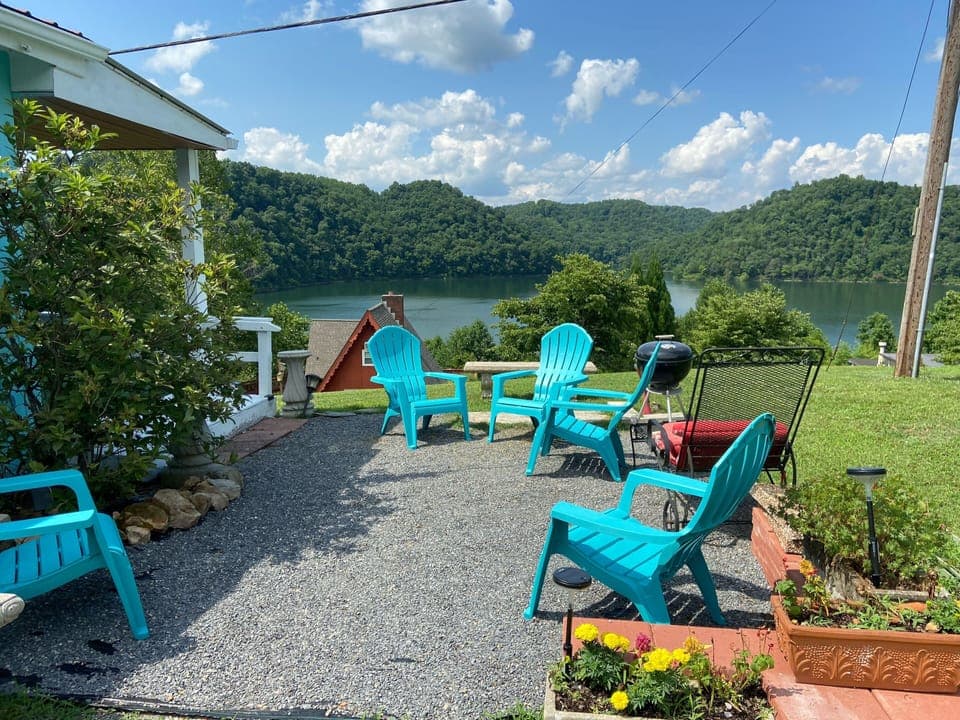 Driveway patio 