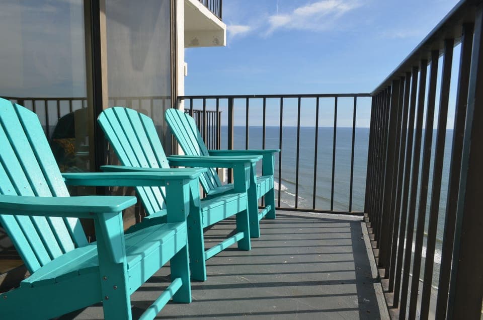 Private Oceanfront Balcony