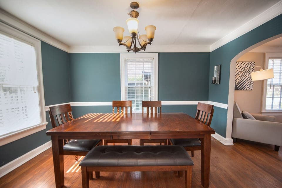 Another view of dining room 1