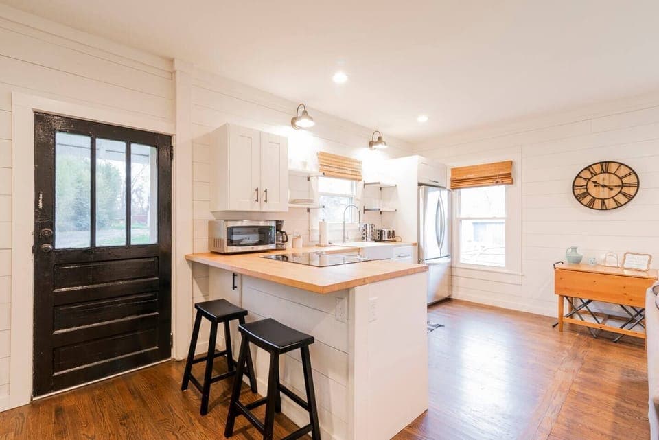 countertop seating