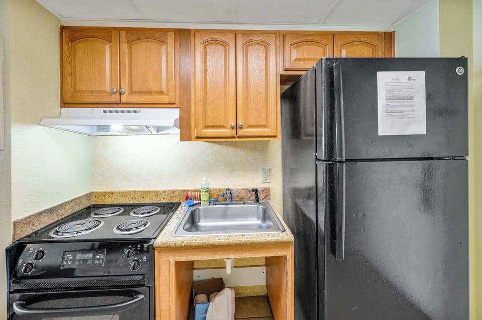 Large Kitchen Area
