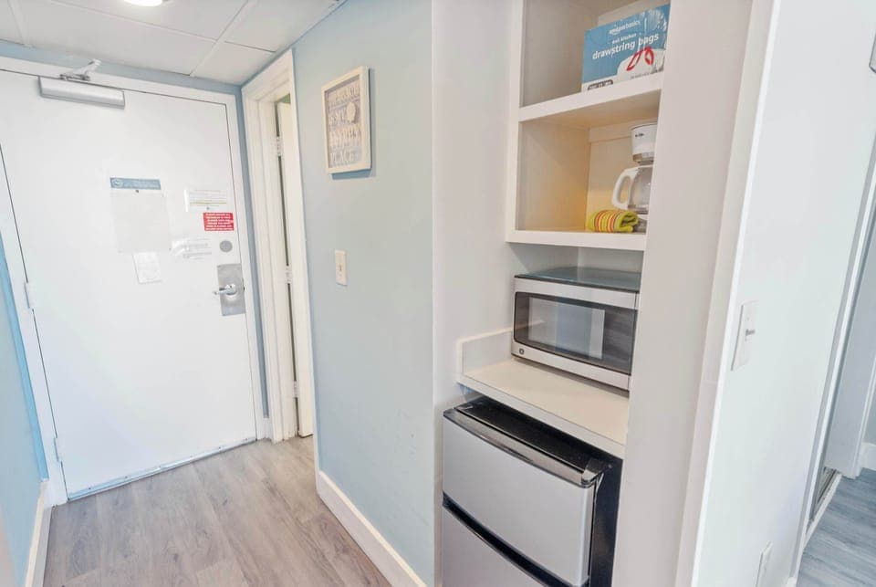 Kitchen Basics that are Available in the Unit
