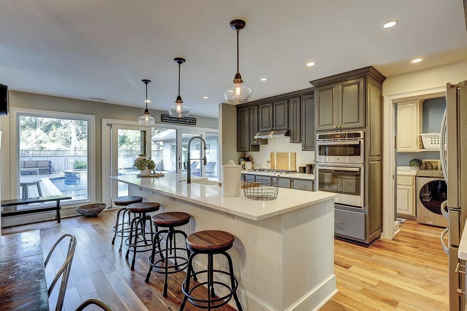 Kitchen Bar
