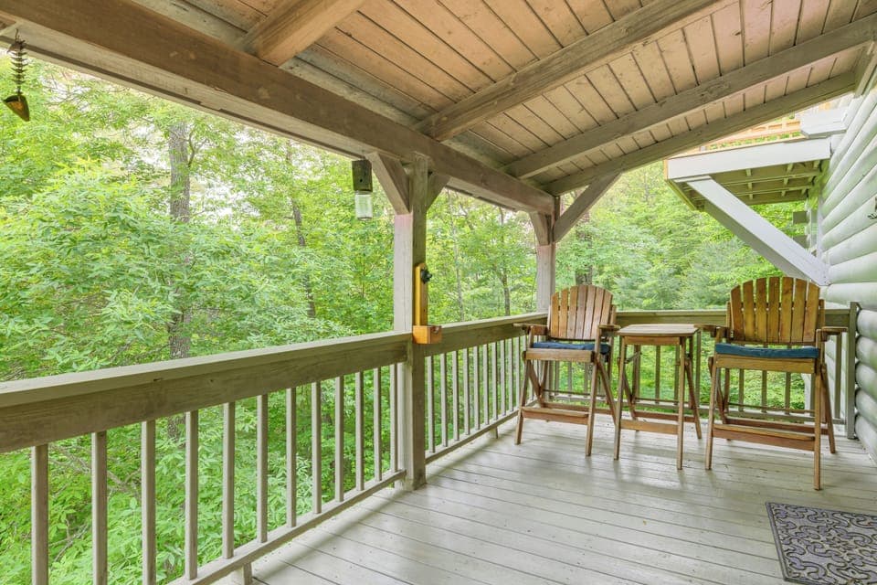 Hartford Vacation Rental | 4BR | 2BA | Stairs Required | 1,600 Sq Ft