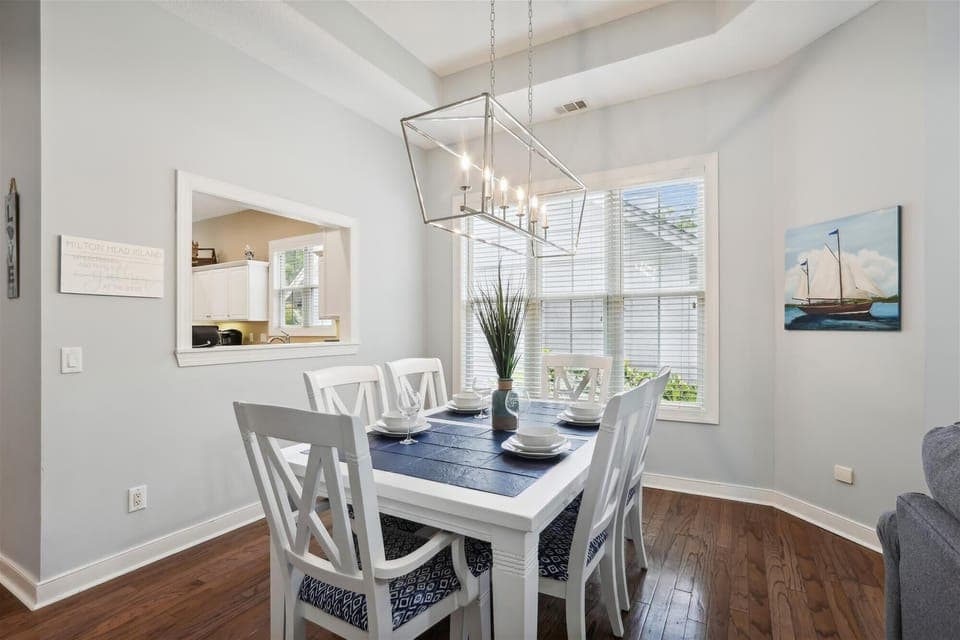 Dining Area with Seating for Six at 39 Shell Ring