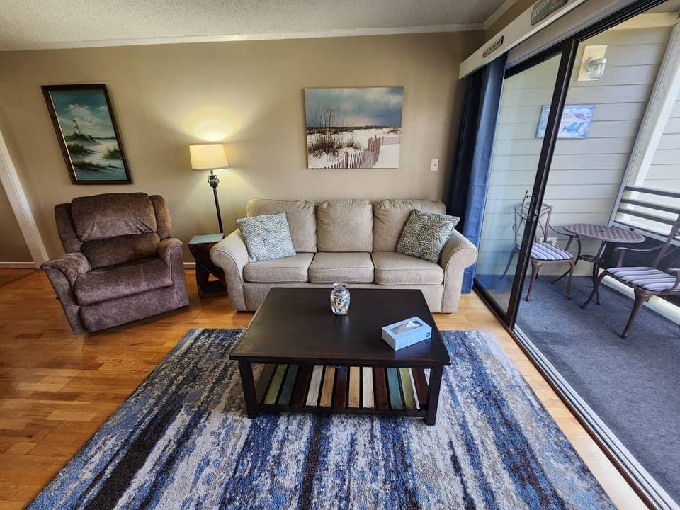 Living Room (1)