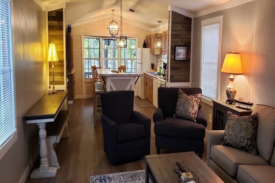 Living Room/Kitchen