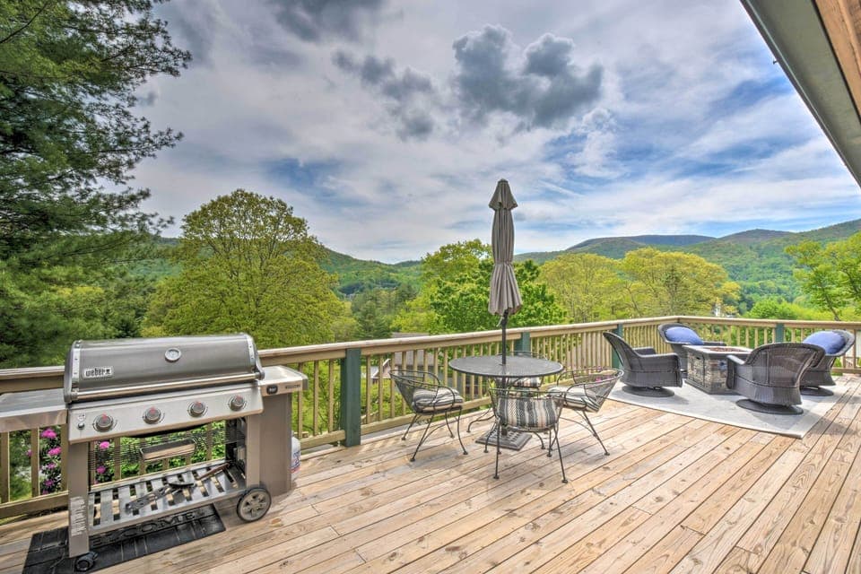 Spacious Deck