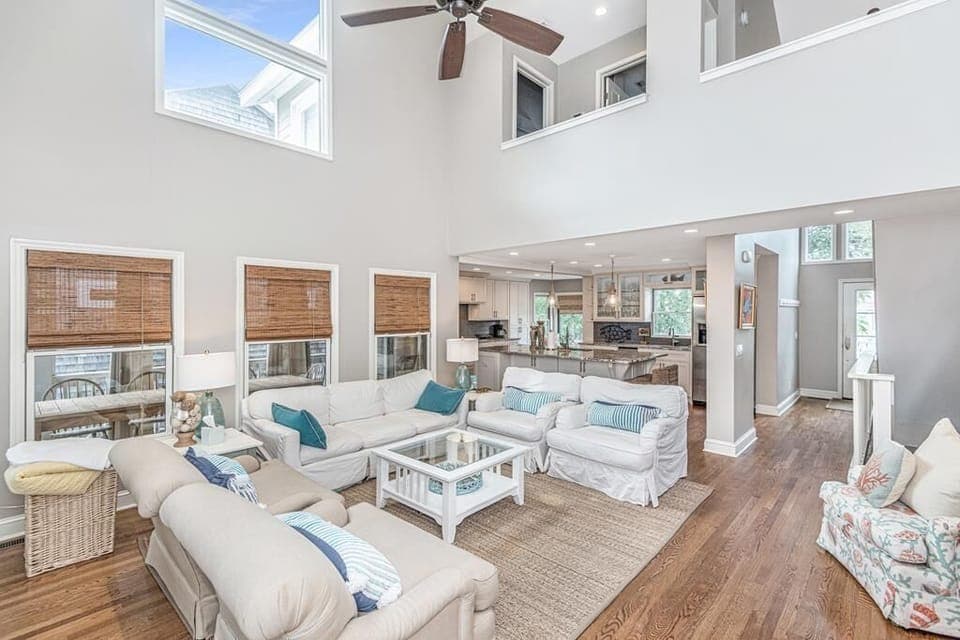 806 Carolina Blvd