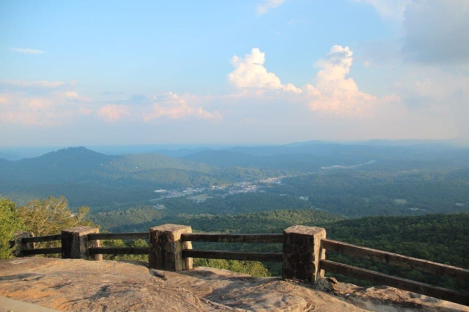 BLACK ROCK MOUNTAIN APPROX 6 MILES FROM BILLY BEAR A STATE PARK 