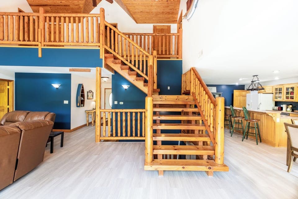 Beautiful Wooden Staircase 