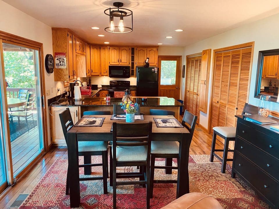 Indoors, Furniture, Hardwood, Flooring, Room