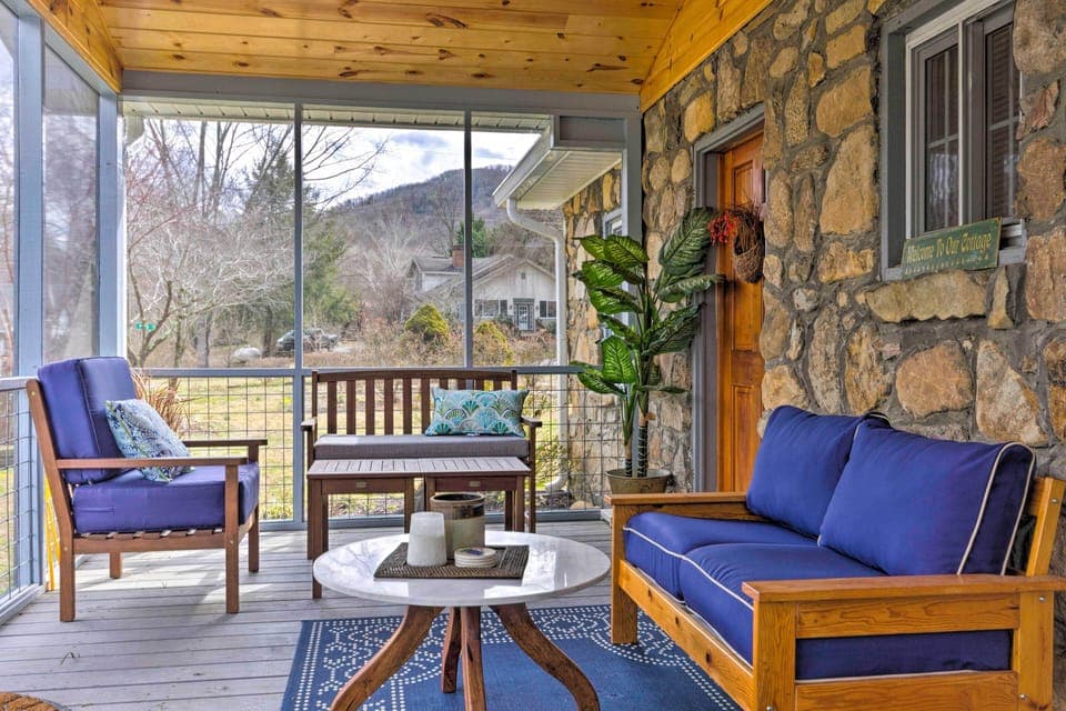 Hot Springs Vacation Rental | 2BR | 2BA | 1,000 Sq Ft