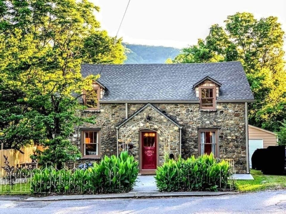 Street View of the Little Stone Cottage