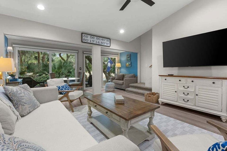 Beautiful golf course views abound from any room.