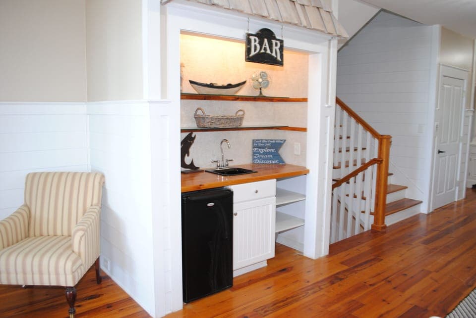 Second Floor Landing