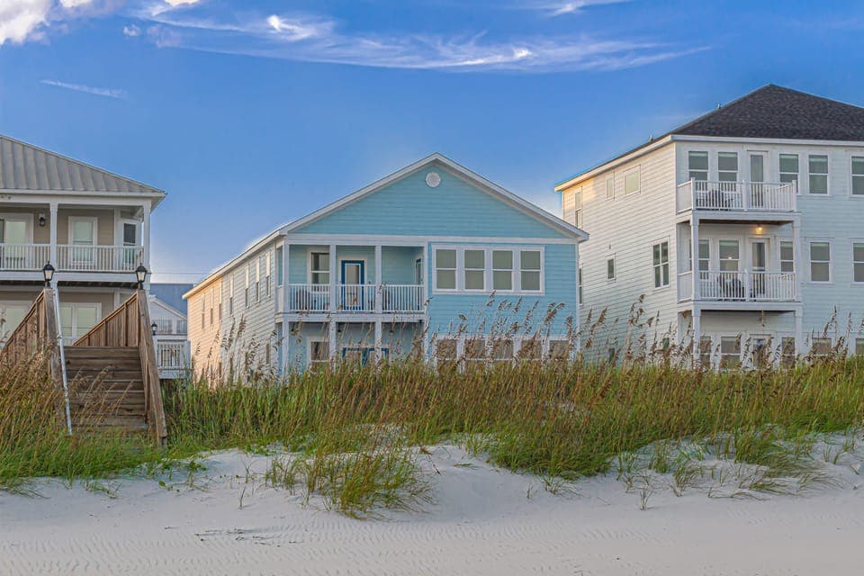 Blue house 