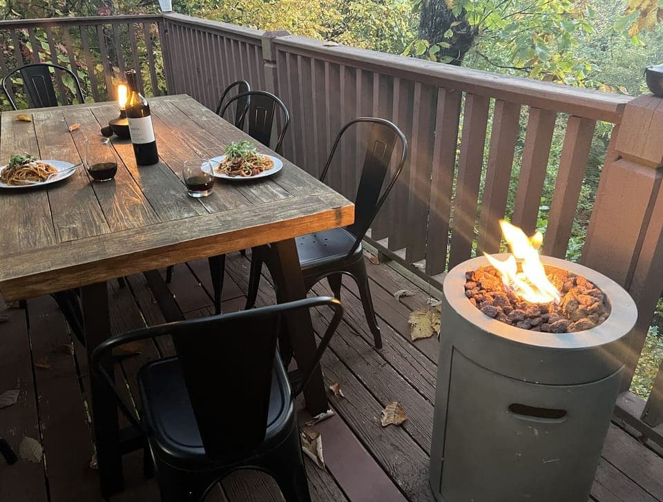 Outdoor dining