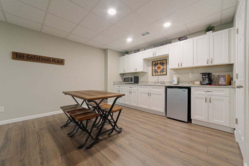 Lower Level Kitchenette