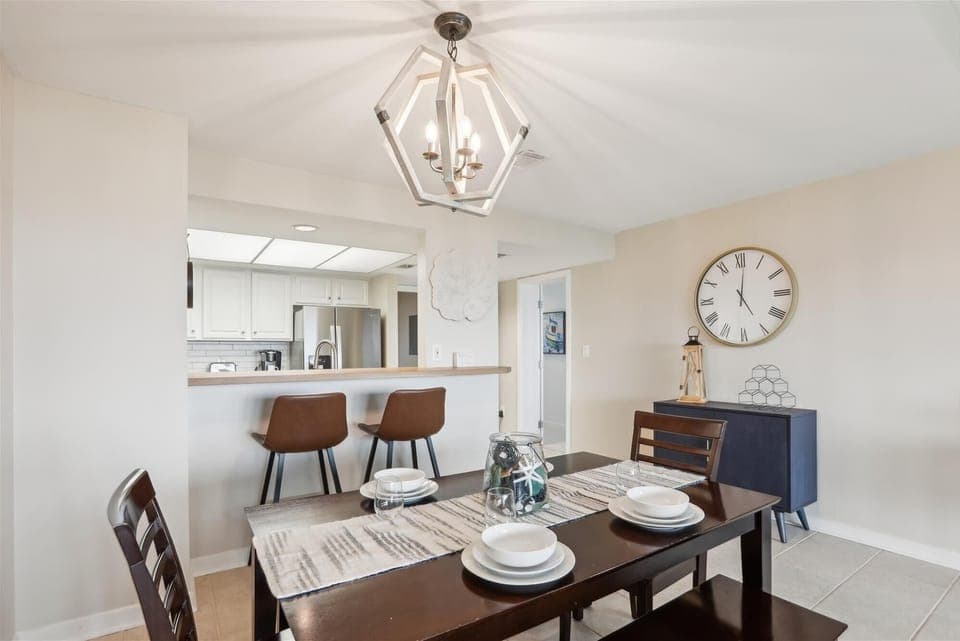Dining Table with Seating for 6 at 1830 Beachside Tennis