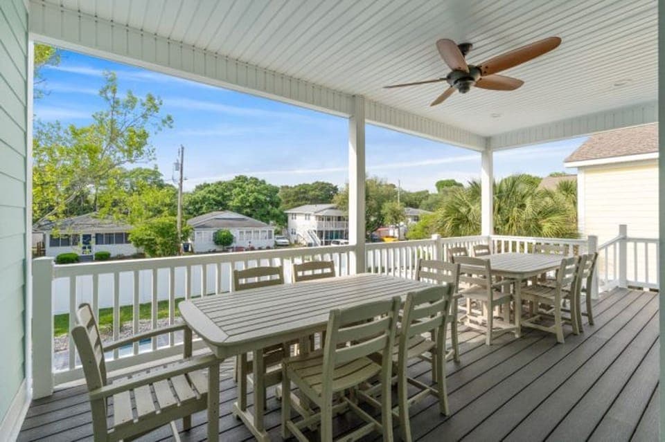 Grab lunch outside while enjoying a pool day.