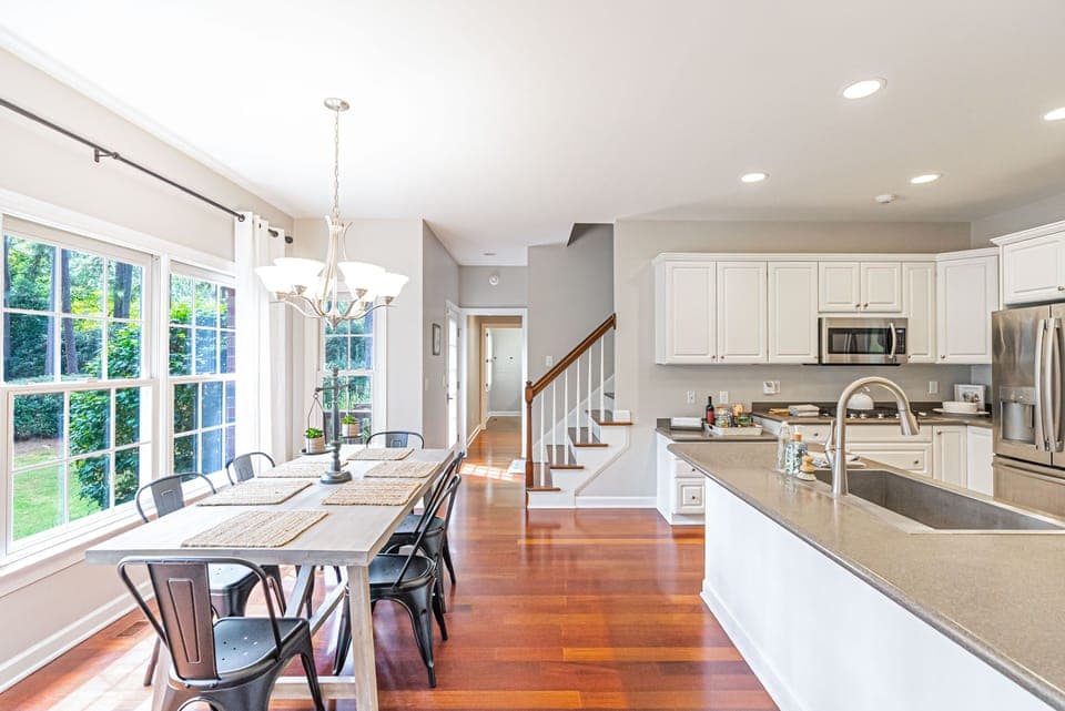 Eat in Kitchen