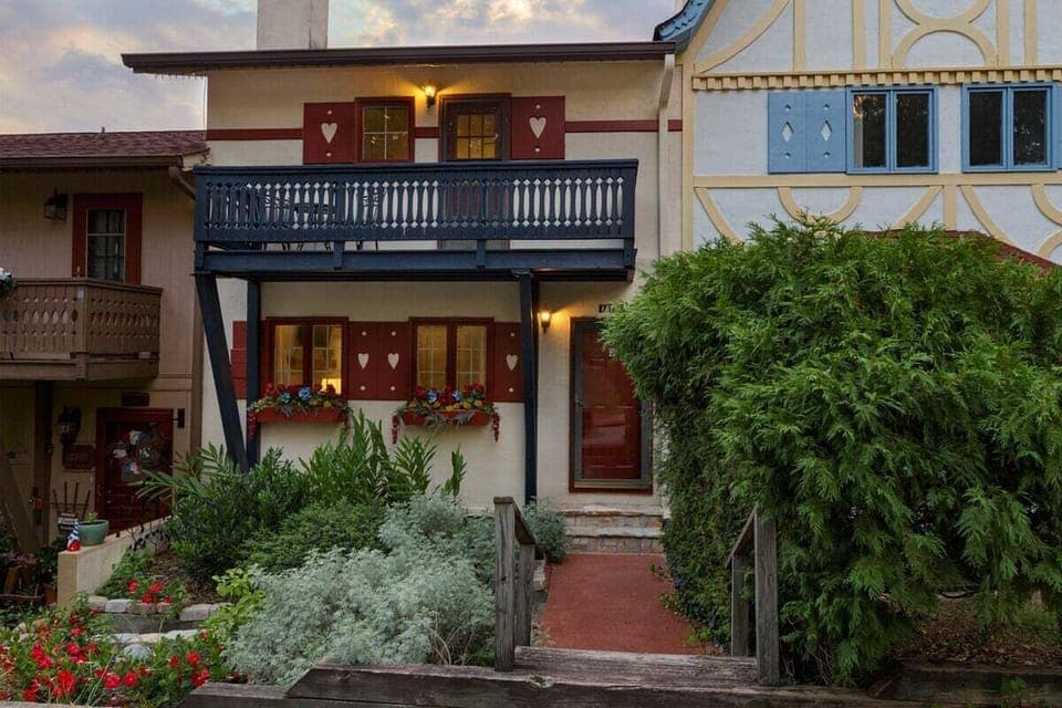 Located minutes away from everything in downtown Helen