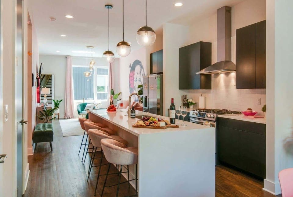 Experience Nashville in this chic vacation rental! Ideal for bachelorette parties or family reunions, it boasts a spacious layout, modern decor, and a gourmet kitchen. Gather at the stylish island and make lasting memories in this upscale oasis. Your Music City getaway awaits!