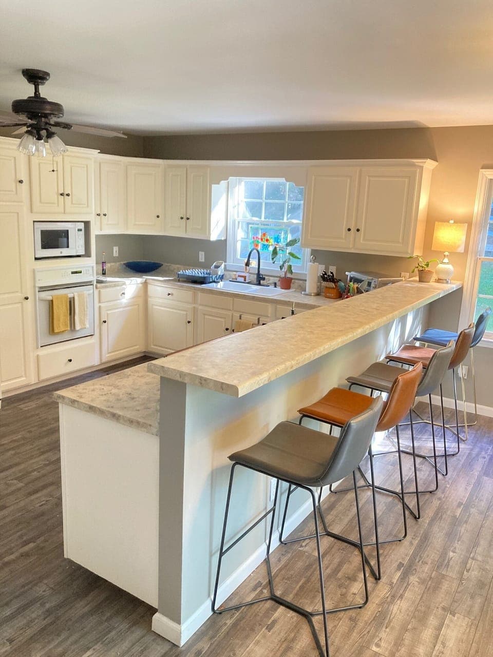 Kitchen Bar