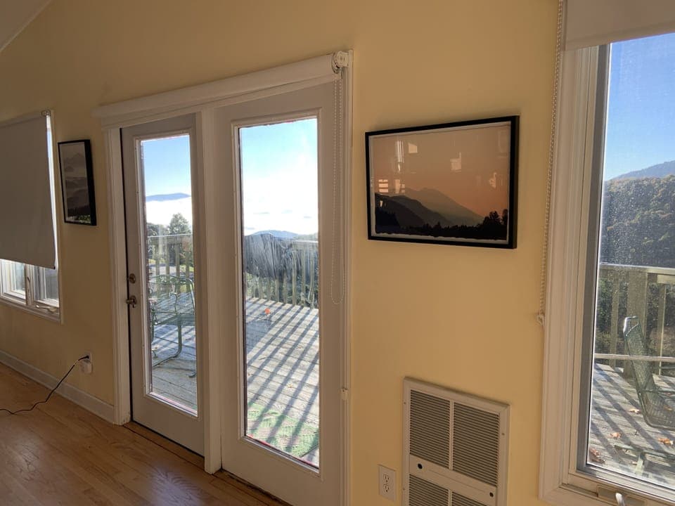 Door to deck 