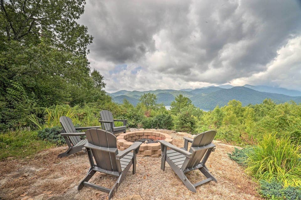 Topton Vacation Rental | 4BR | 2.5BA | Stairs Required | 2,500 Sq Ft