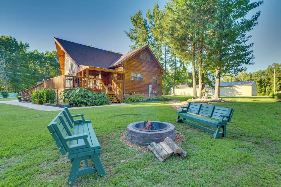 Dover Vacation Rental | 3BR | 2BA | 1,900 Sq Ft | Stairs Required For Entry