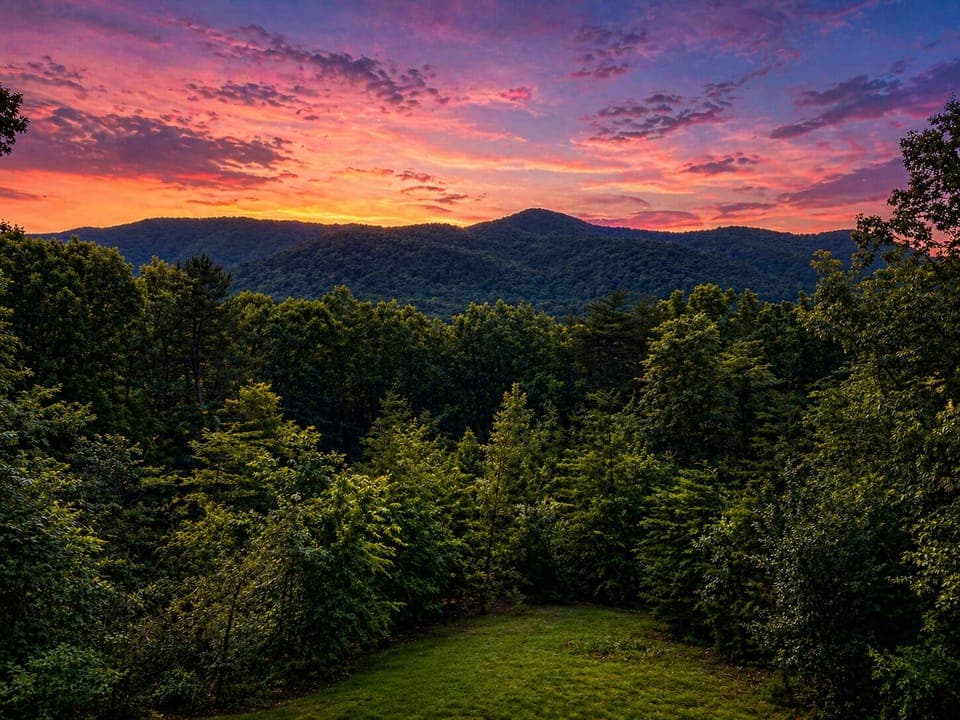 Evenings just got sweeter with cotton candy skies and amazing views!