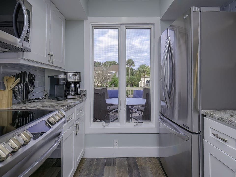 Stainless appliances