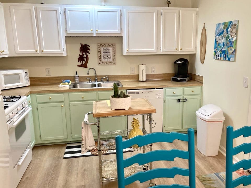 Fully equipped kitchen