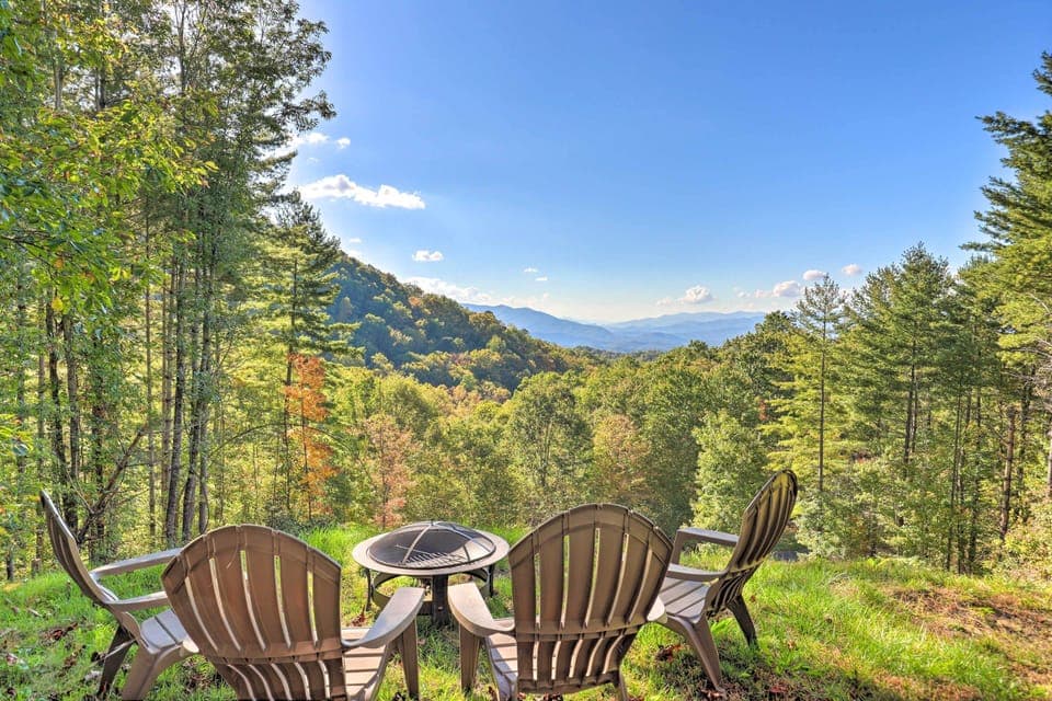 Whittier Vacation Rental | 2BR | 1BA | Steps Required | 1,200 Sq Ft
