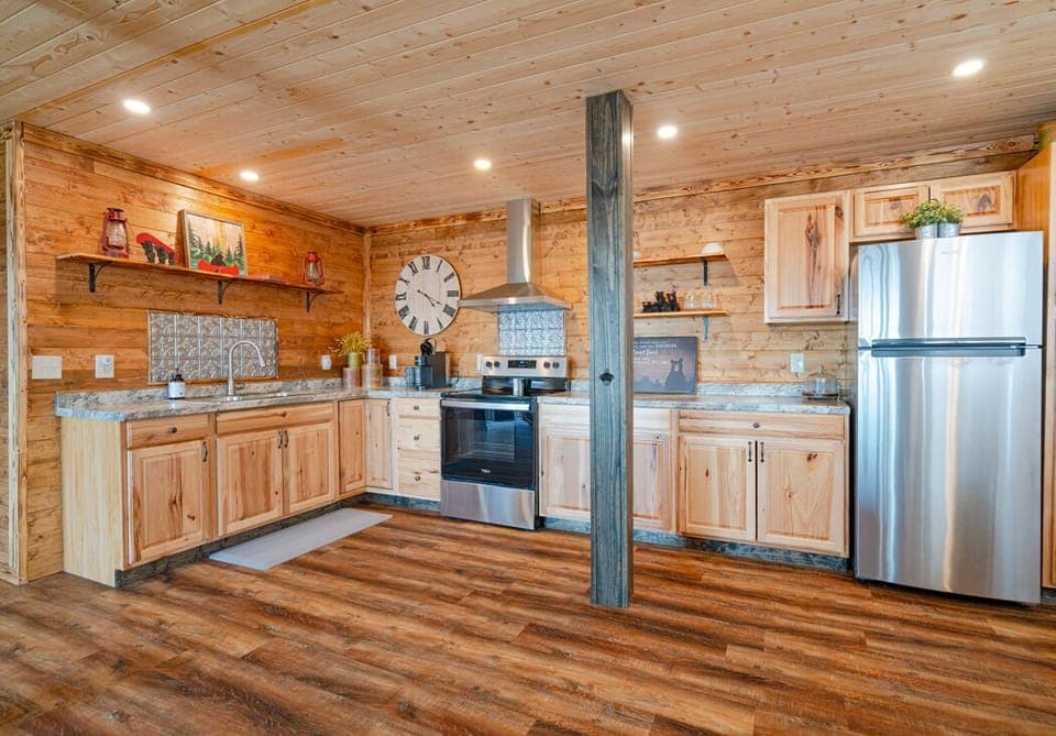 Basement - Kitchen