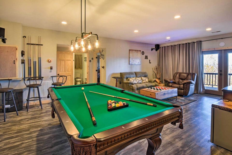 Game Room | Pool Table