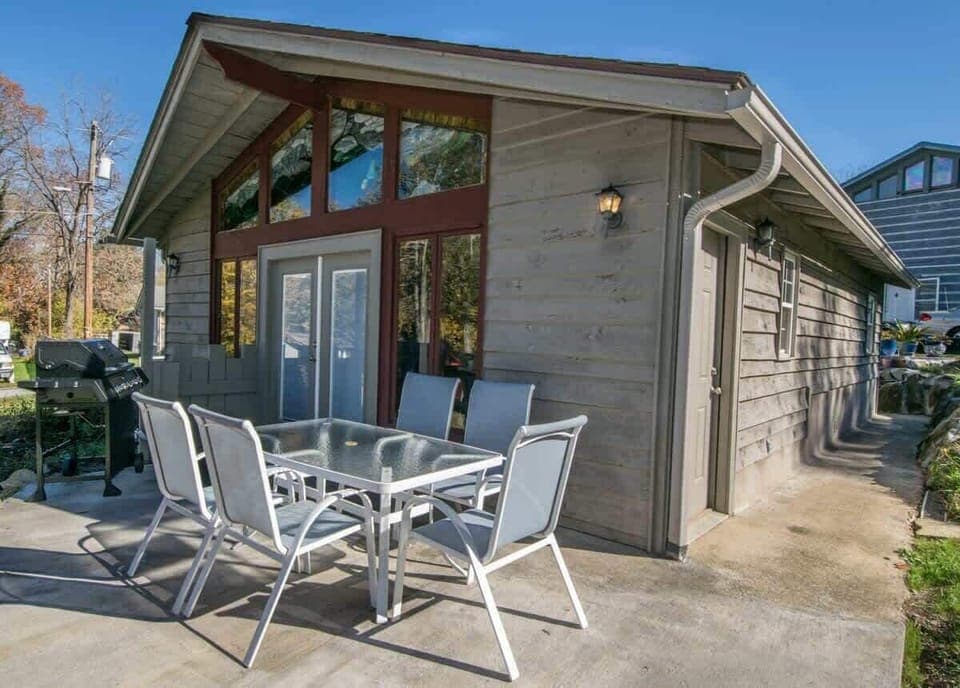 Patio with grill