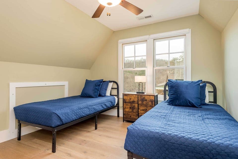 Bedroom 3 | Upper Level | 2 Twin XL Beds