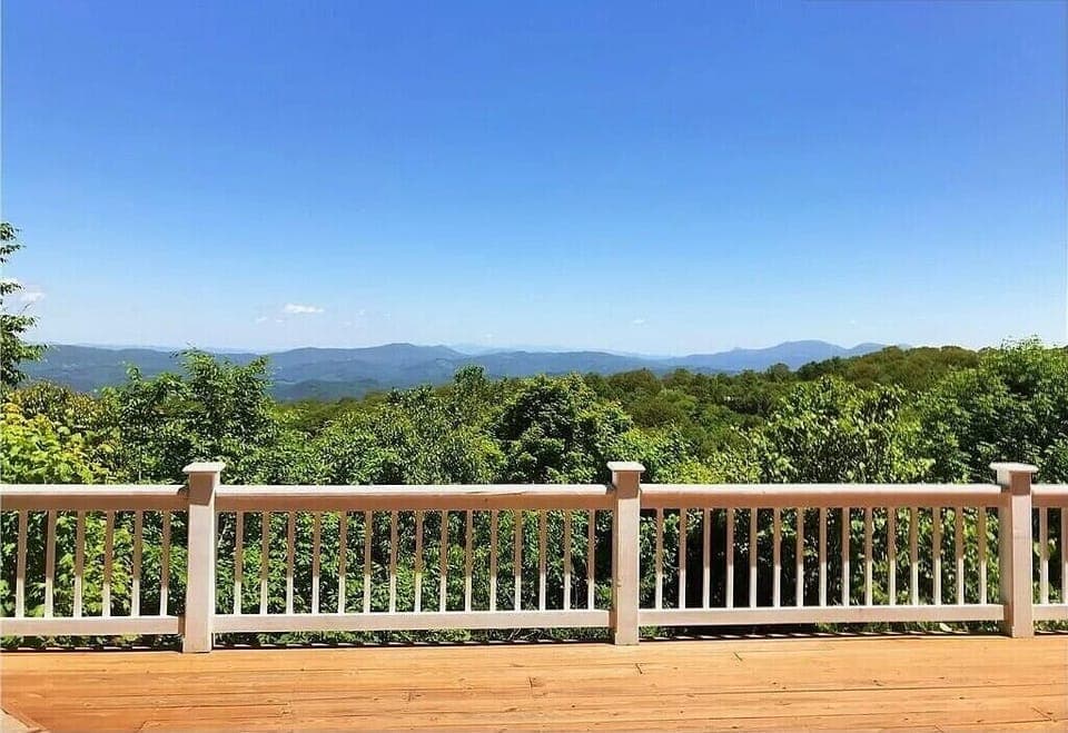 Upper deck. 52 feet length balcony, 500 sq ft.