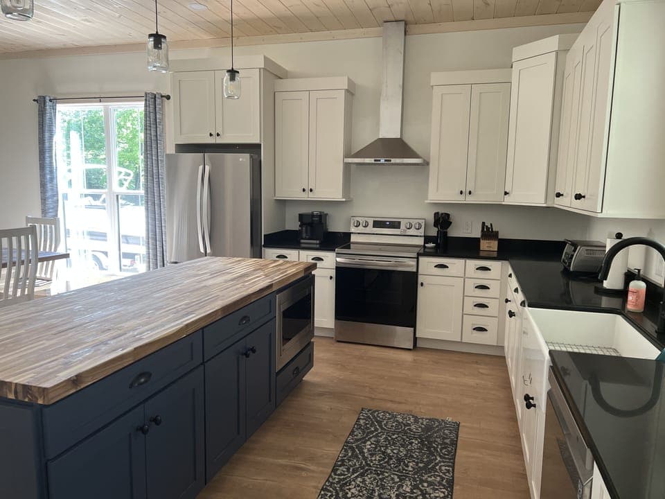 Kitchen with Island