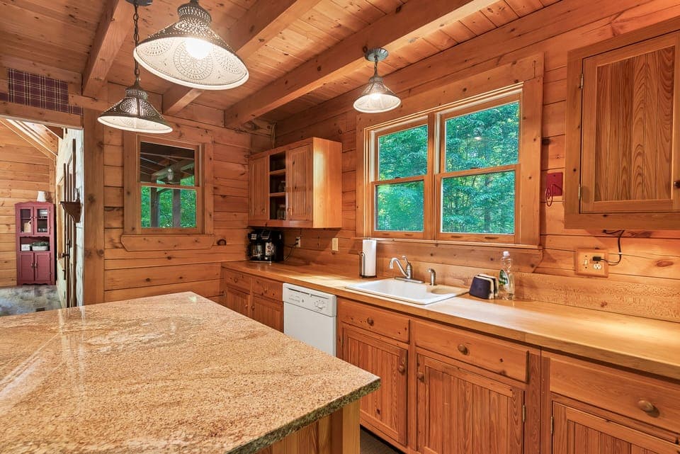 Sweet Retreat Fully Equipped Kitchen