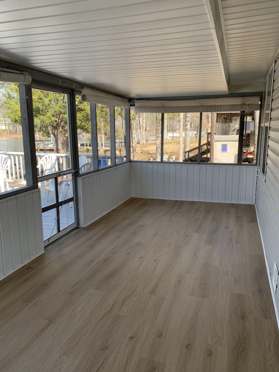 Screen porch