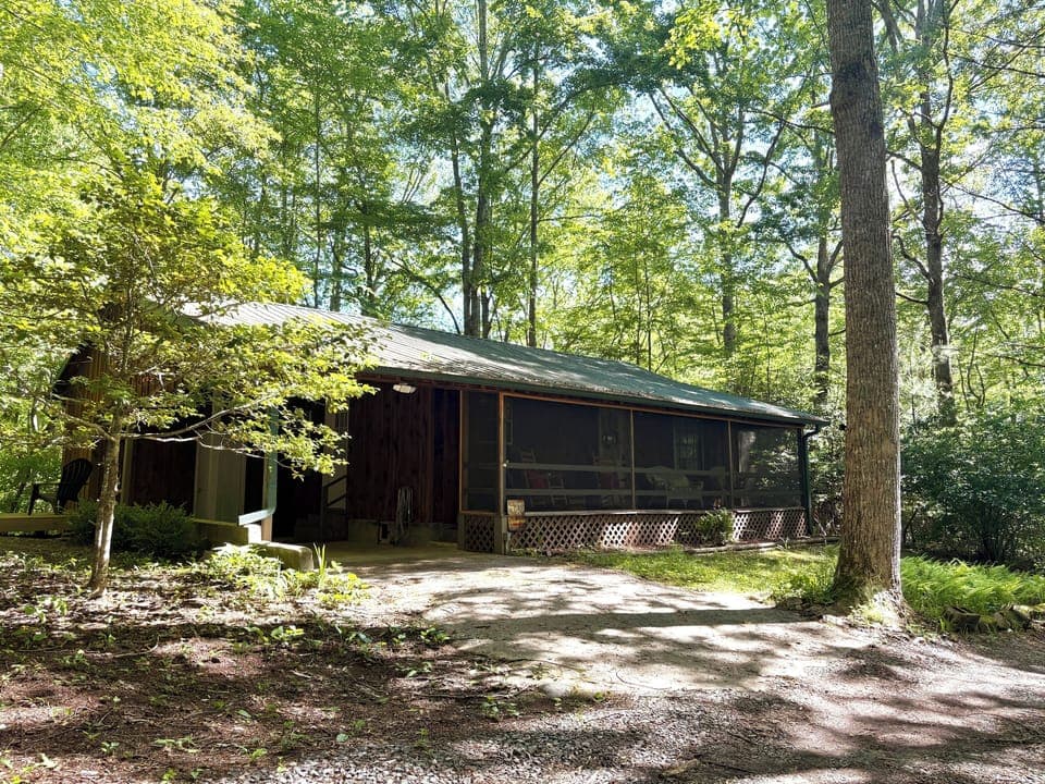 Exterior of the cabin