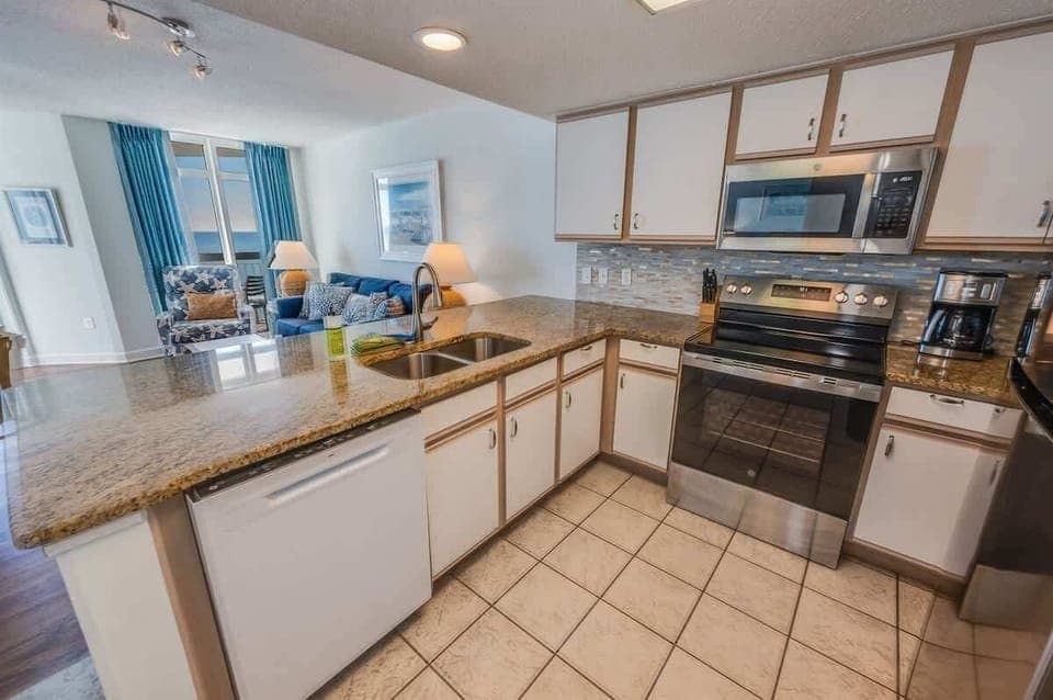 Large Kitchen Area
