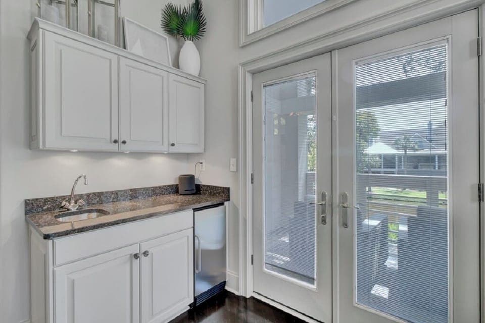 Wet Bar