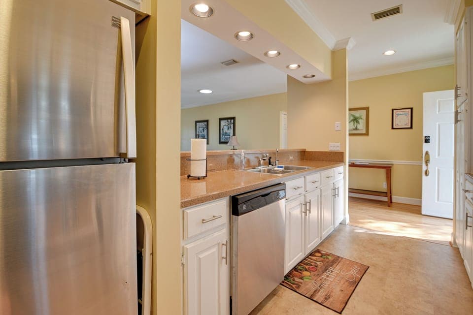 Kitchen | Cooking Basics | Drip & Keurig Coffee Makers | Toaster Oven