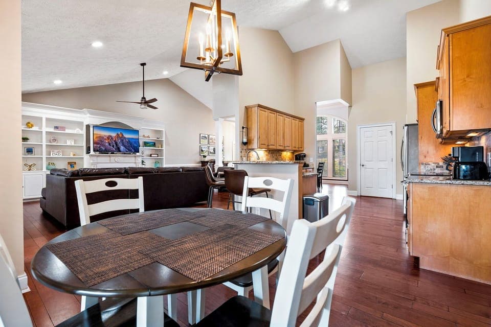 Breakfast Nook