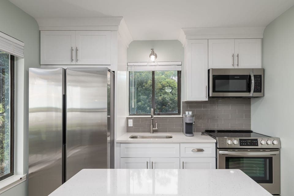 Fully Stocked Kitchen